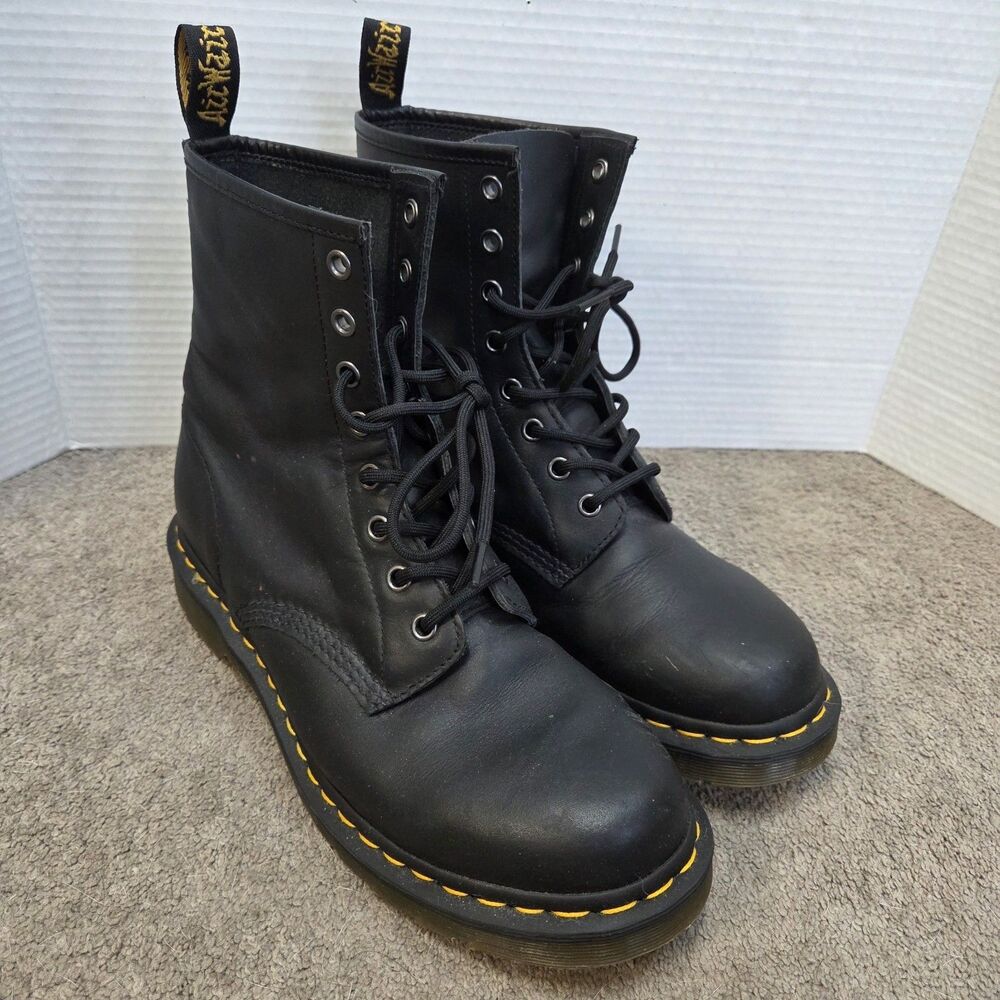 Women's The Original Dr MARTEN Airwair 11821 Combat Boots Size 10 Black Leather